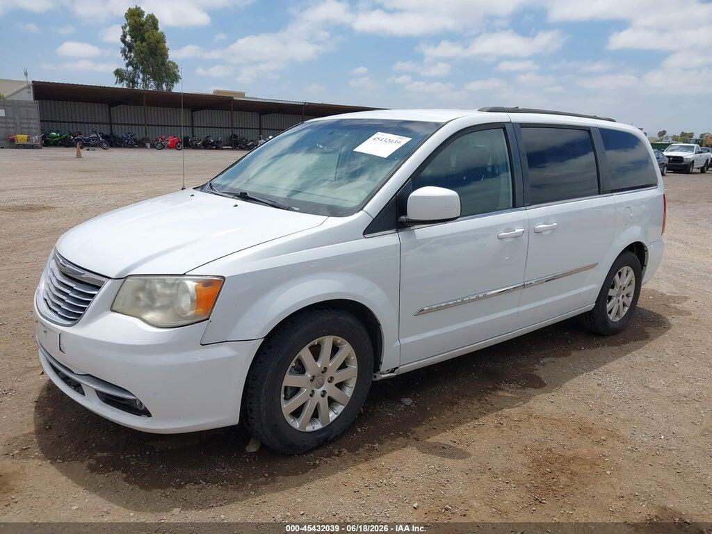 2C4RC1BG2ER325955 2014 CHRYSLER TOWN & COUNTRY photo no. 2