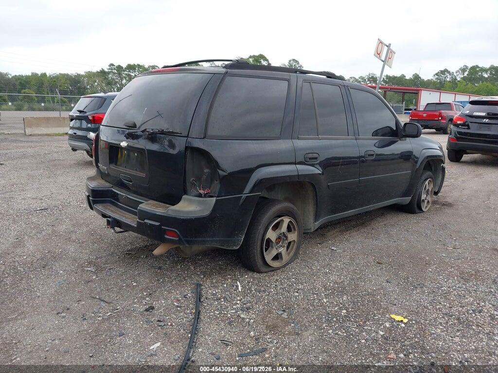 1GNDT13S862244740 2006 CHEVROLET TRAILBLAZER photo no. 4