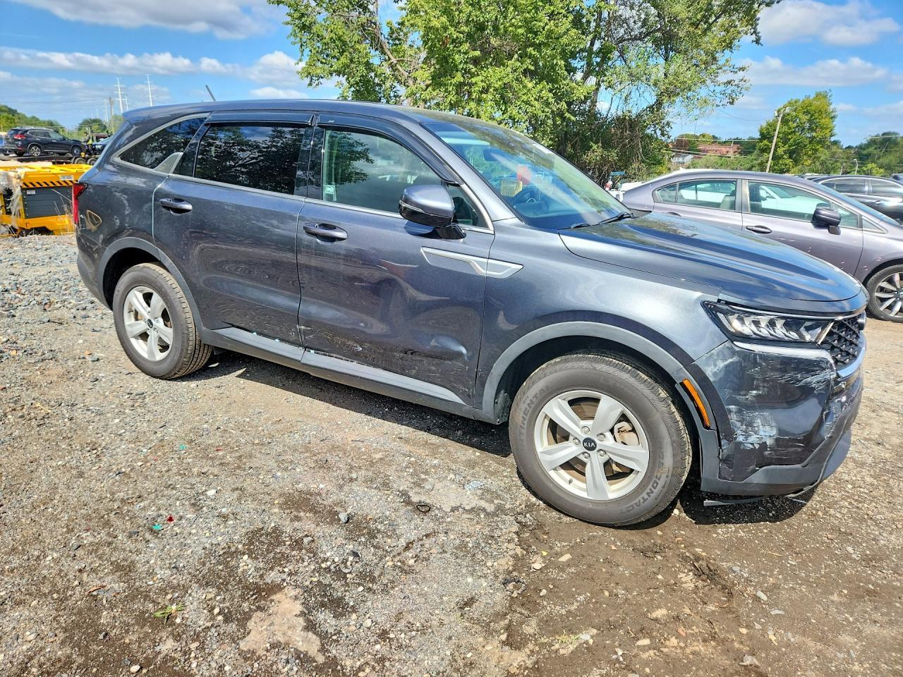2021 KIA SORENTO LX — Фото 4 из 13