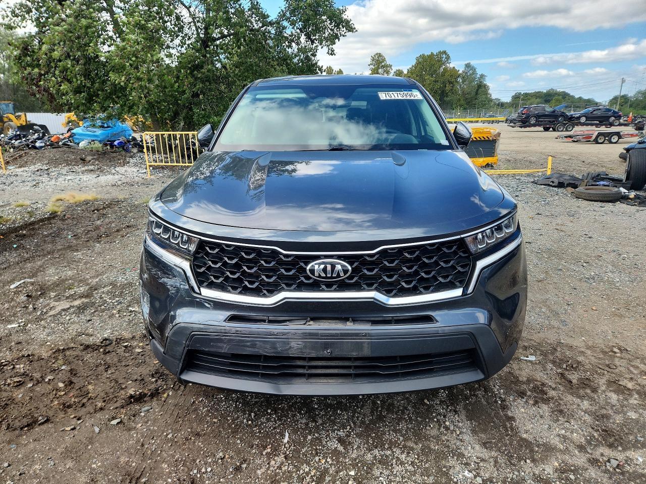 2021 KIA SORENTO LX — Фото 5 из 13