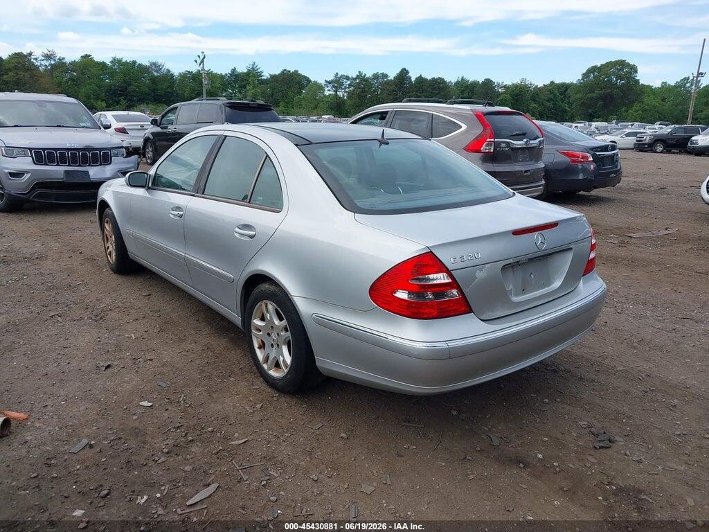 WDBUF65J74A443541 2004 MERCEDES-BENZ E 320 photo no. 3
