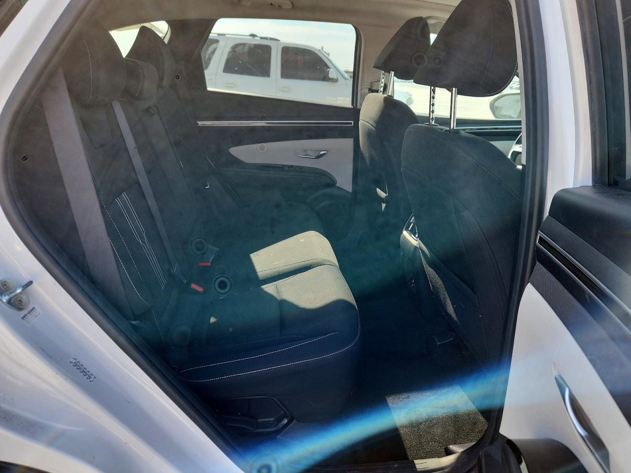 2022 HYUNDAI TUCSON SEL CONVENIENCE — Фото 11 из 13