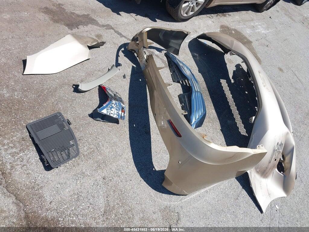 5TDYK3DC3BS009293 2011 TOYOTA SIENNA photo no. 12