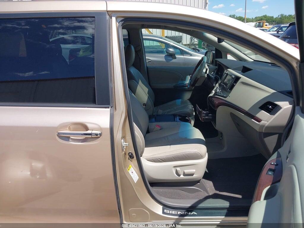 5TDYK3DC3BS009293 2011 TOYOTA SIENNA photo no. 5