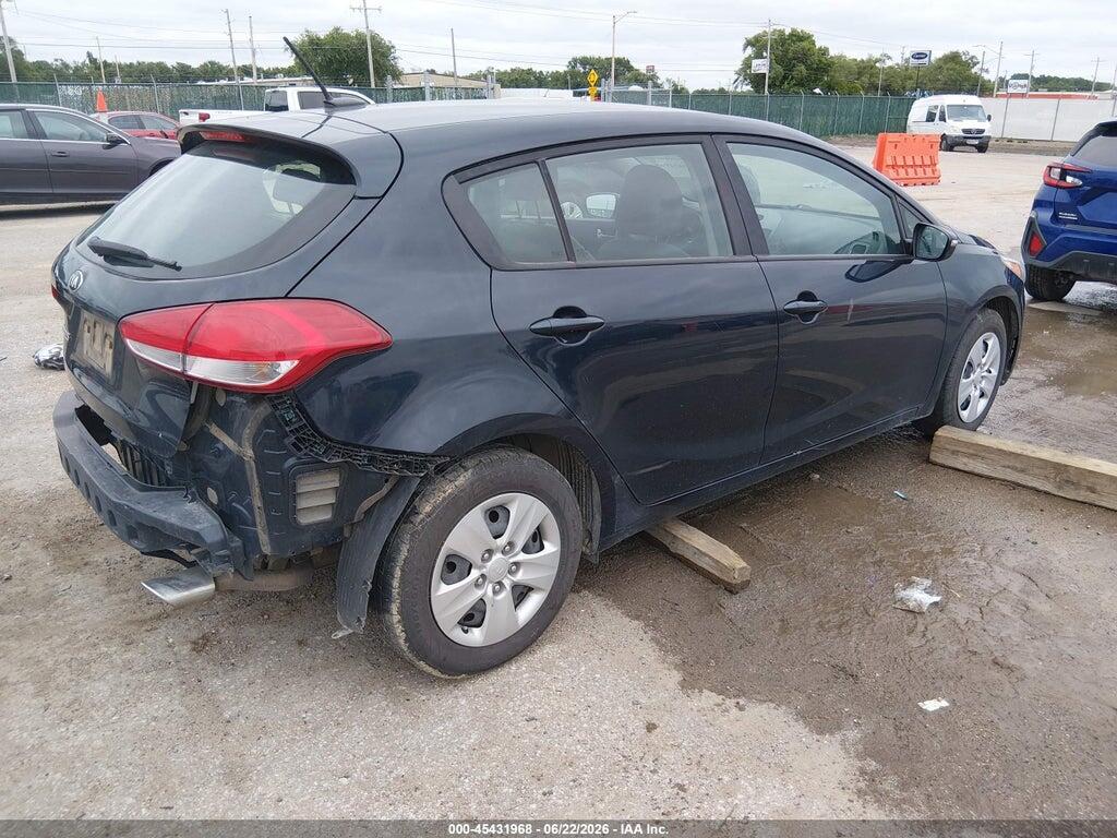 KNAFK5A86H5698048 2017 KIA FORTE photo no. 4