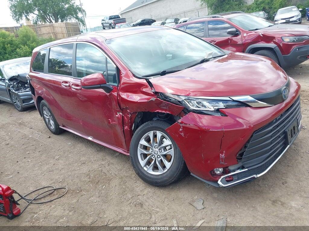 5TDYRKEC5NS126916 2022 TOYOTA SIENNA photo no. 1