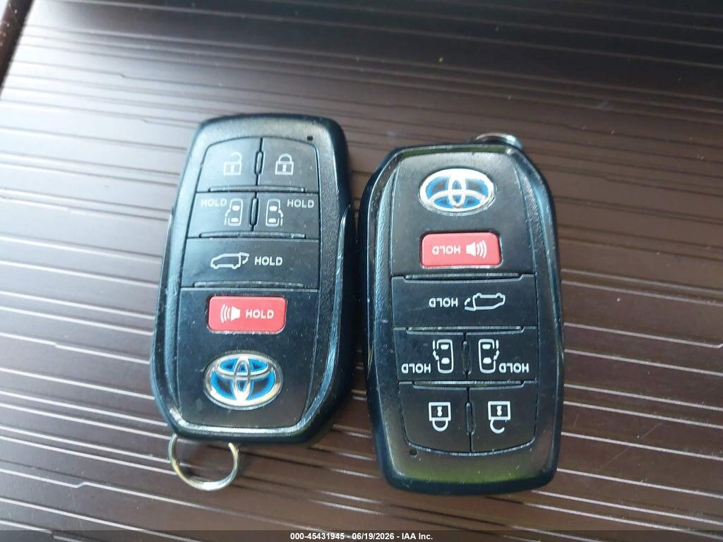 5TDYRKEC5NS126916 2022 TOYOTA SIENNA photo no. 11