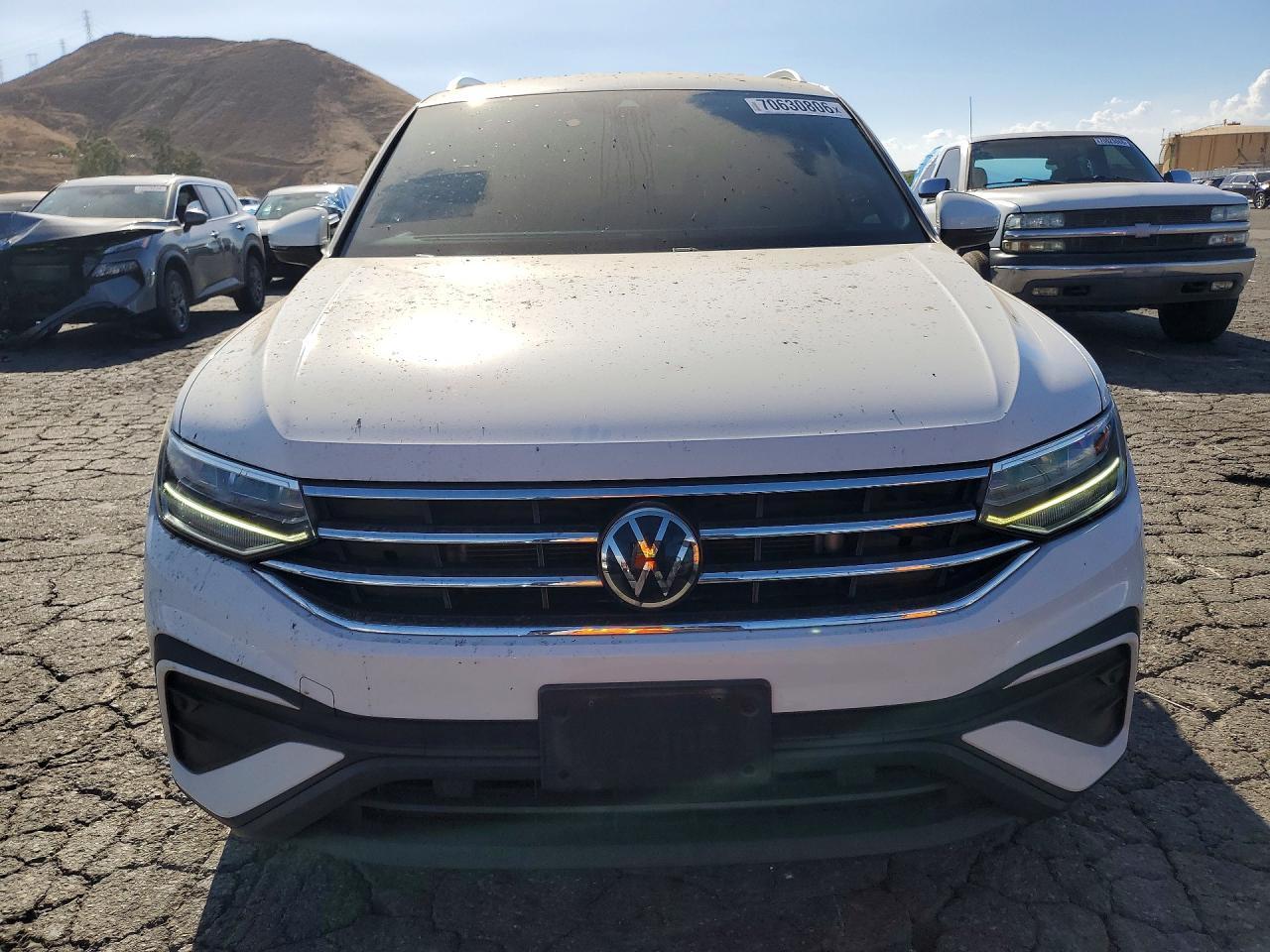 2022 VOLKSWAGEN TIGUAN SE — Фото 5 из 14