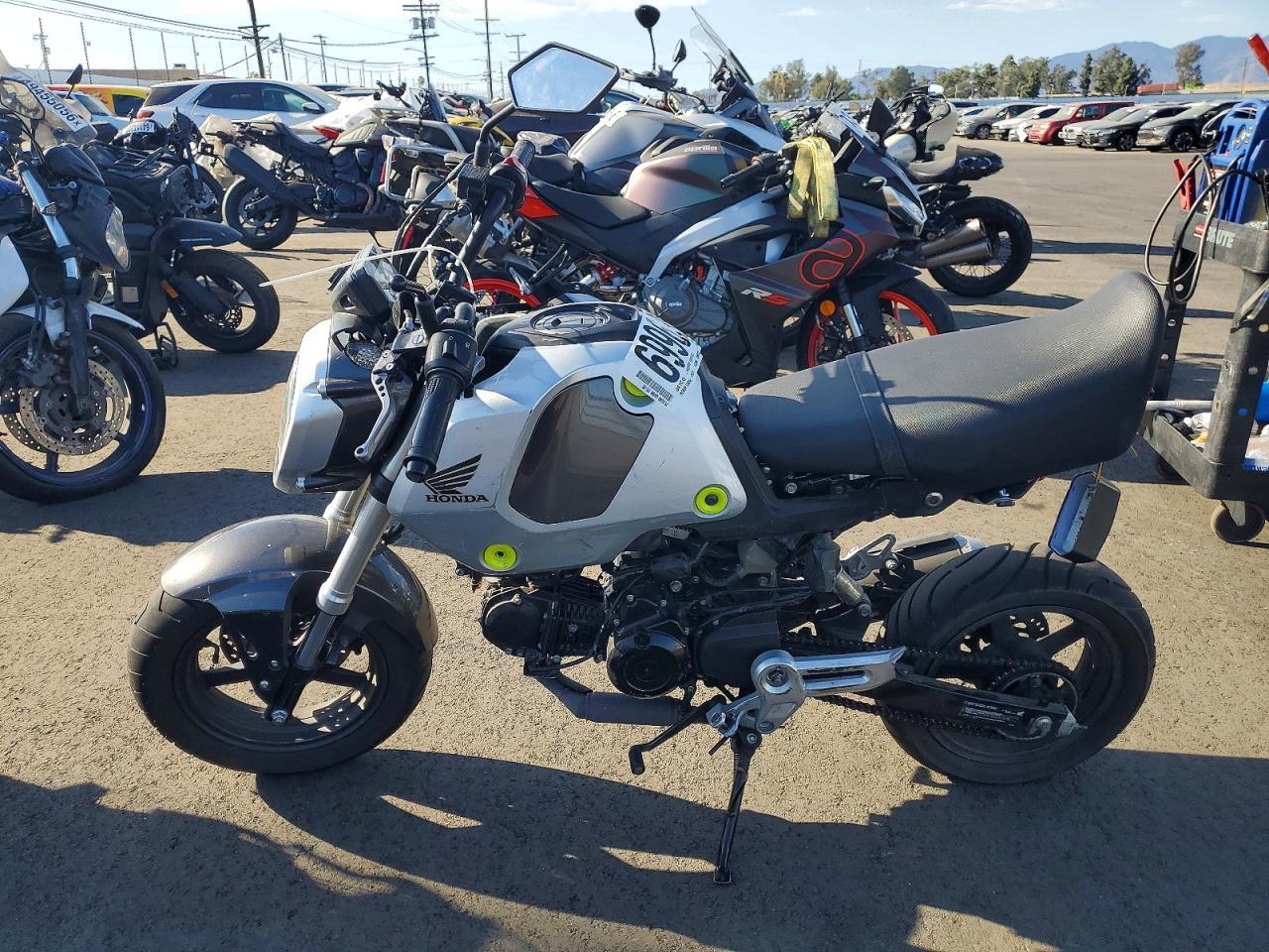 2023 HONDA GROM 125 — Фото 3 из 9