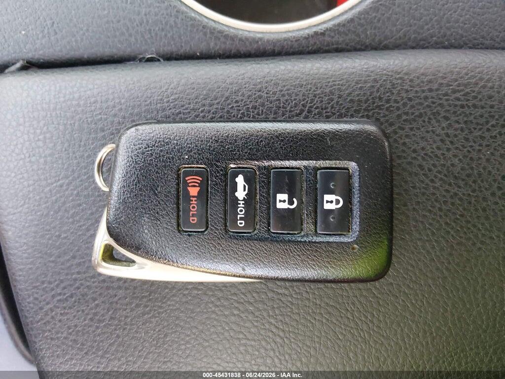 JTHCF1D23F5028575 2015 LEXUS IS 250 photo no. 11