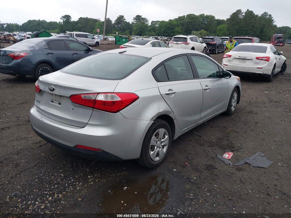 KNAFK4A63F5387795 2015 KIA FORTE photo no. 4