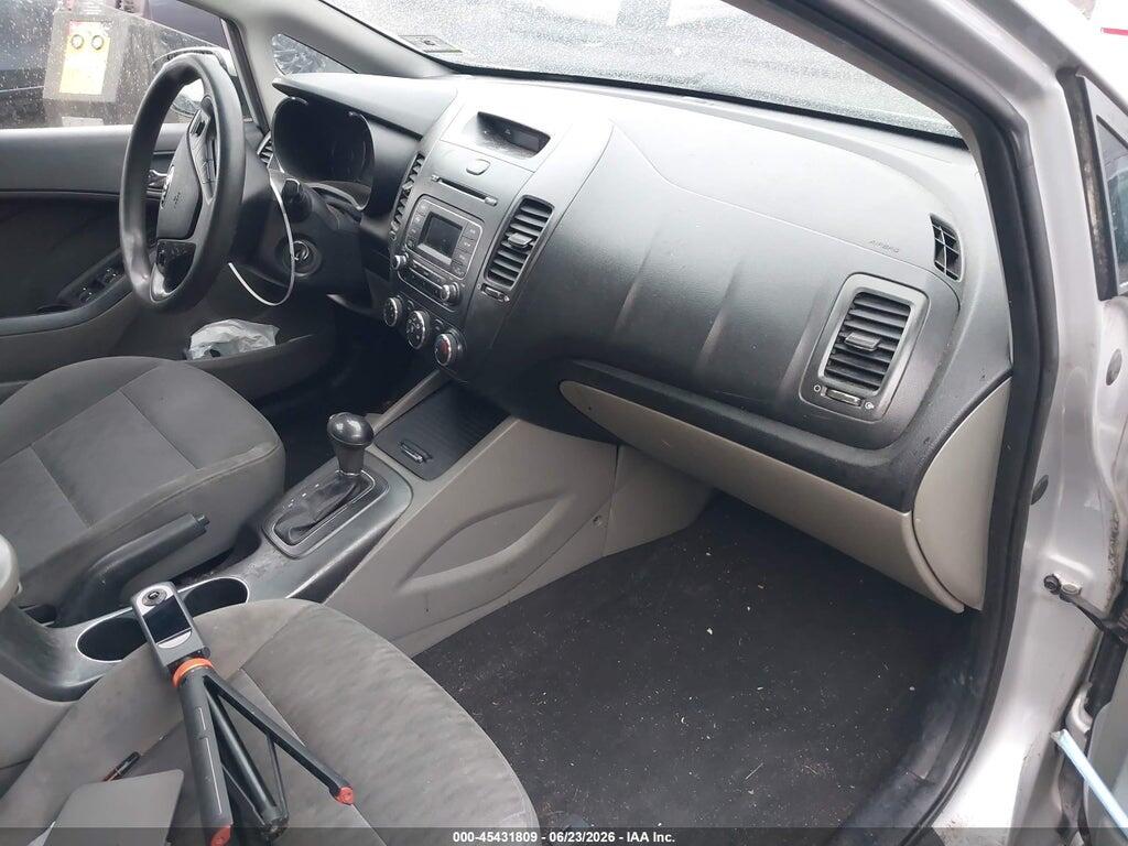 KNAFK4A63F5387795 2015 KIA FORTE photo no. 5