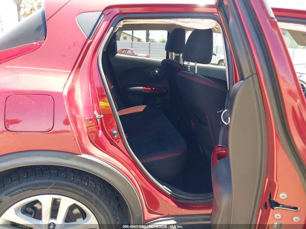 JN8AF5MR8BT013075 2011 NISSAN JUKE photo no. 8
