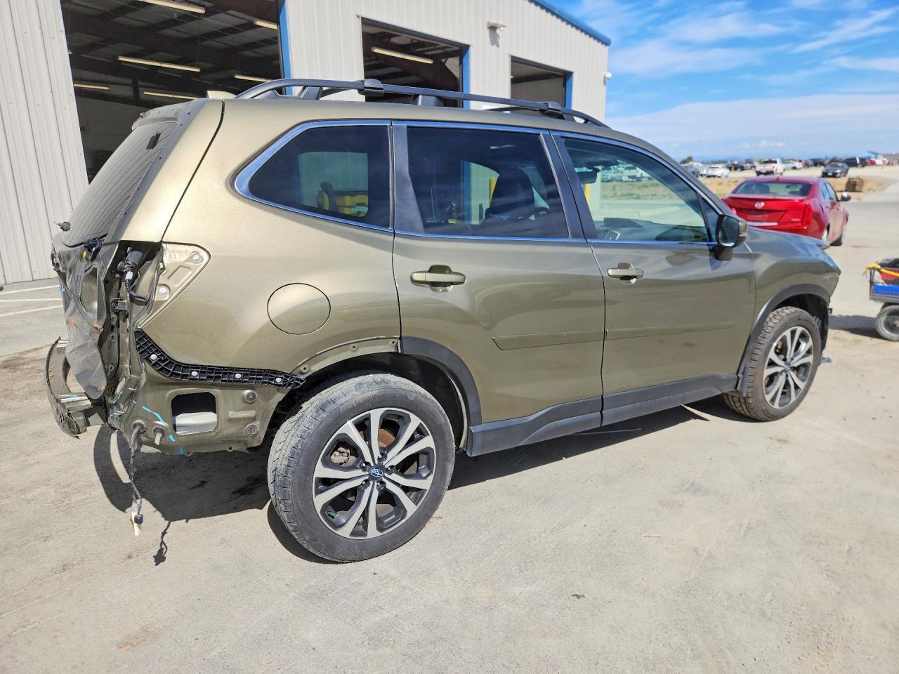 2023 SUBARU FORESTER LIMITED — Фото 3 из 14