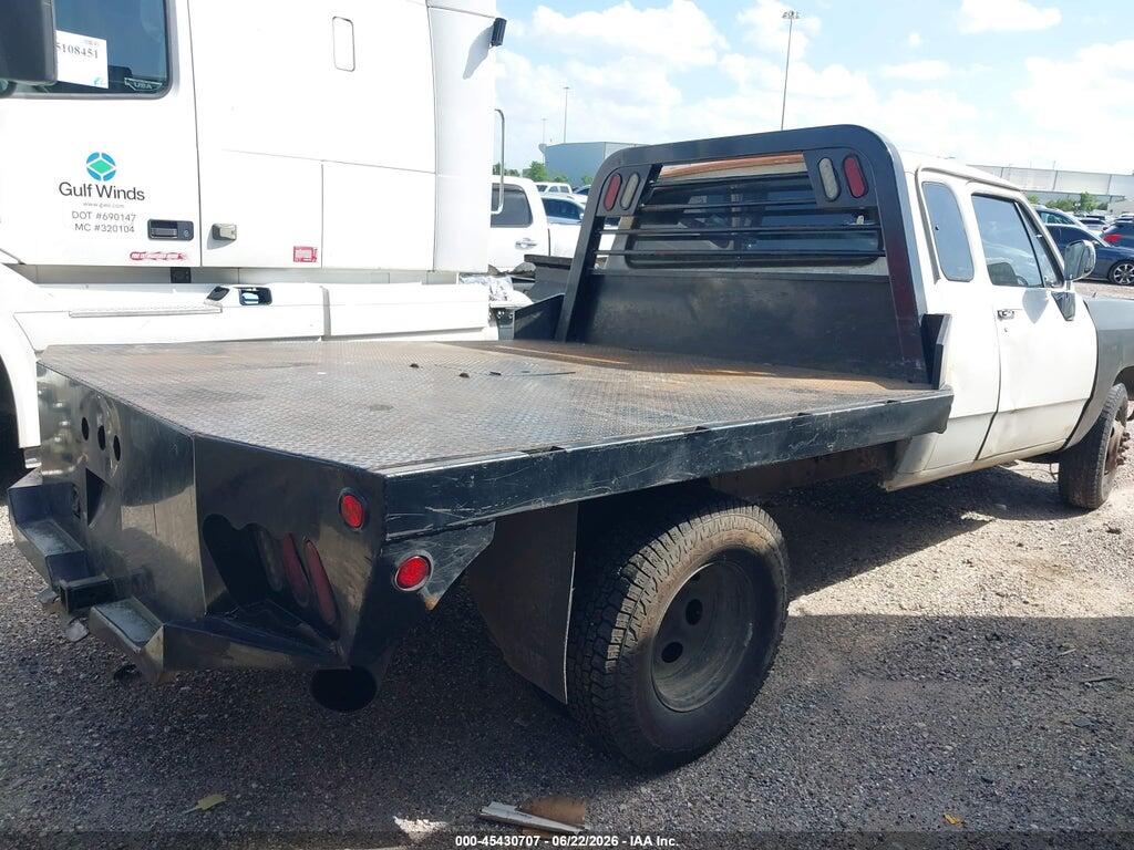 3B7KE23C6PM146910 1993 DODGE D-SERIES photo no. 4