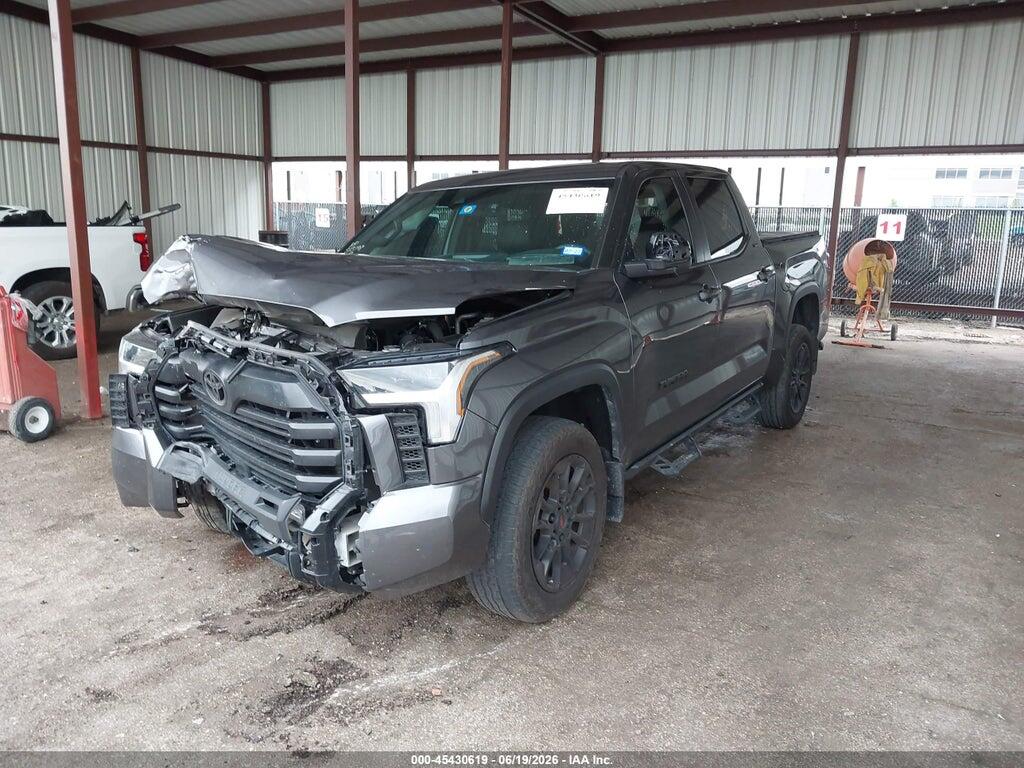 5TFLA5DB1SX243376 2025 TOYOTA TUNDRA photo no. 2