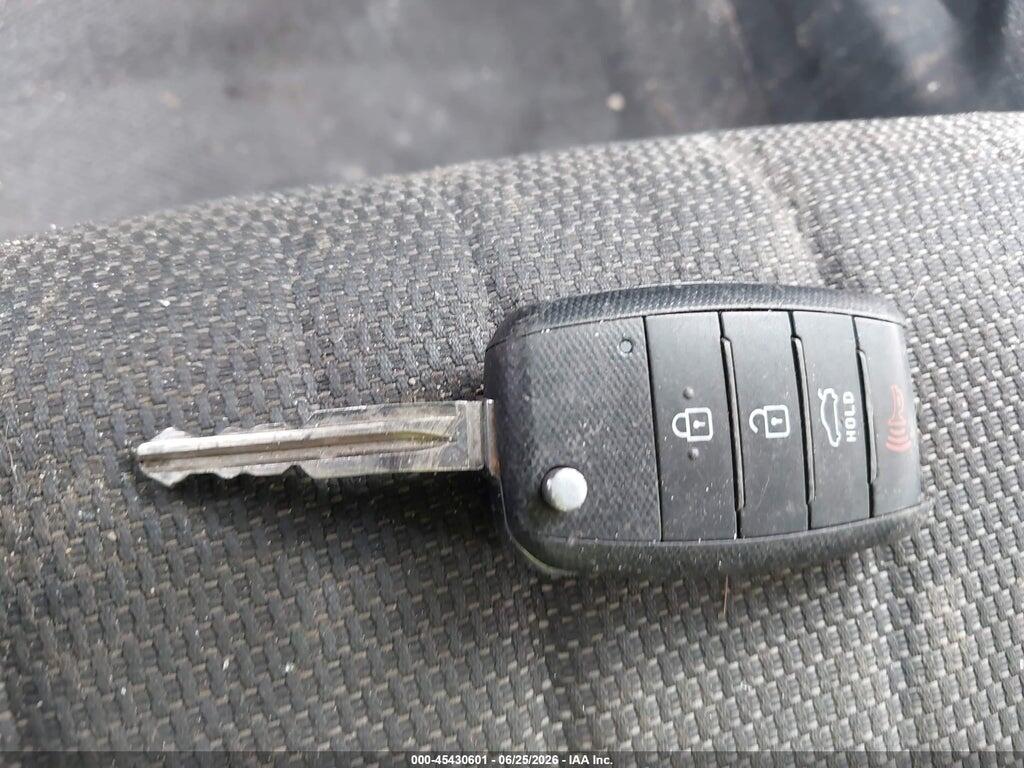3KPFK4A78HE087849 2017 KIA FORTE photo no. 11