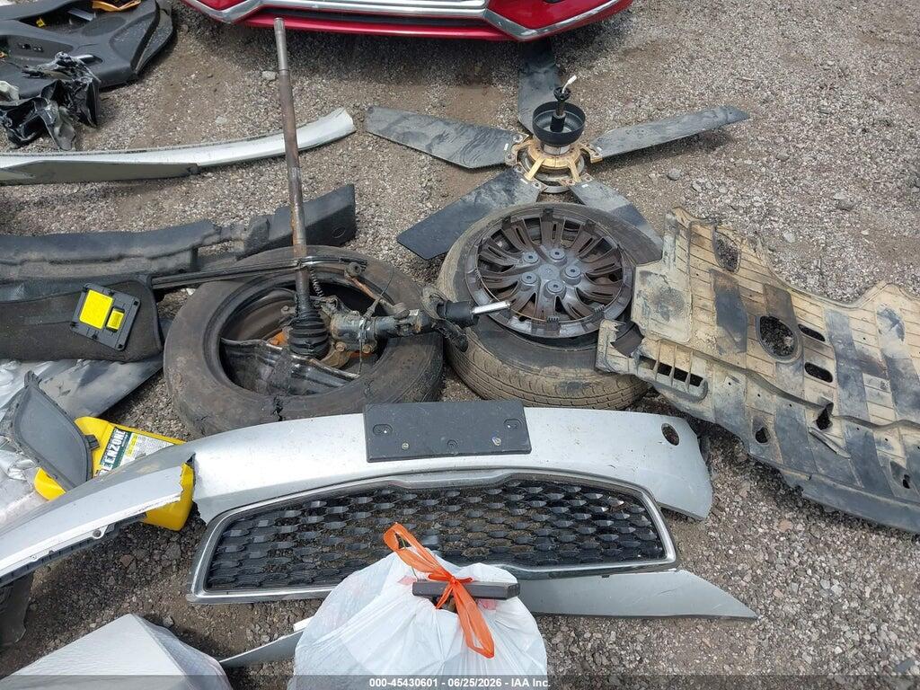 3KPFK4A78HE087849 2017 KIA FORTE photo no. 12