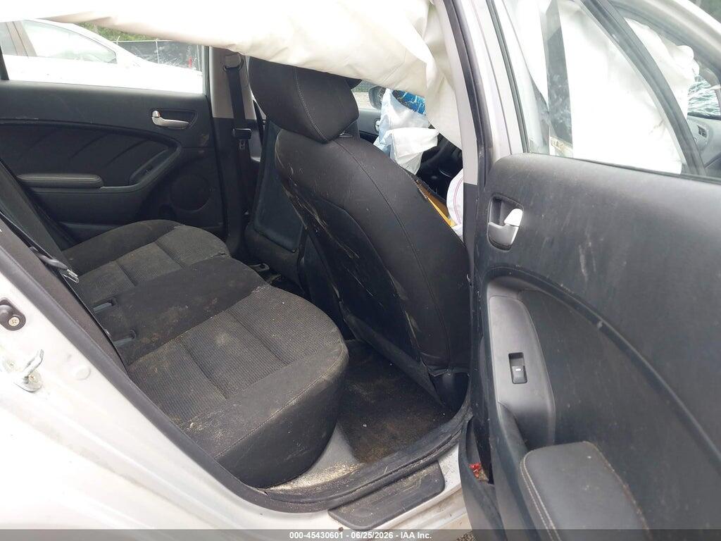 3KPFK4A78HE087849 2017 KIA FORTE photo no. 8