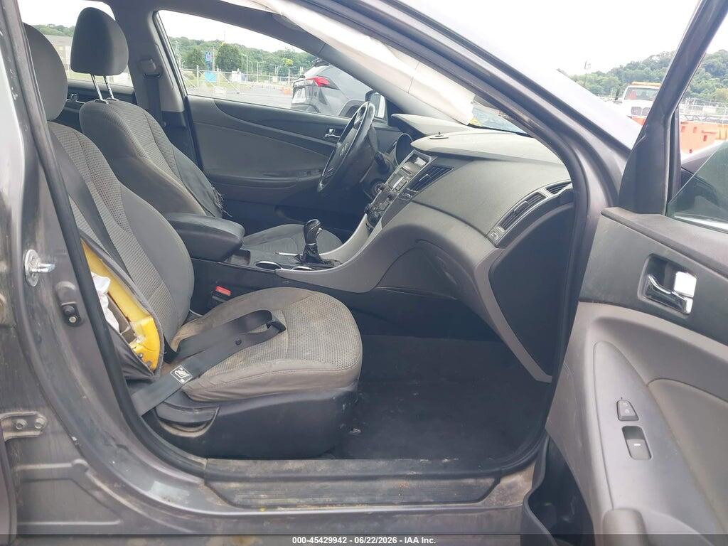 5NPEB4AC5BH278611 2011 HYUNDAI SONATA photo no. 4