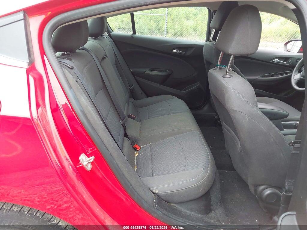 1G1BE5SM9J7196321 2018 CHEVROLET CRUZE photo no. 8