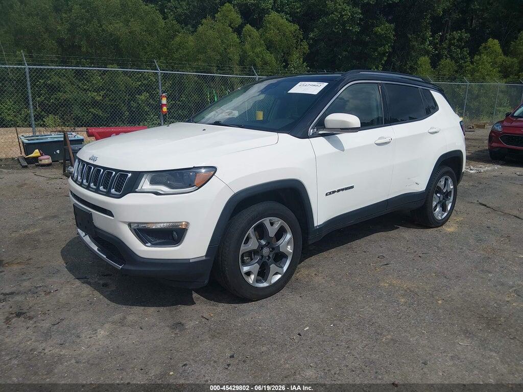 3C4NJDCB7JT442589 2018 JEEP COMPASS photo no. 2
