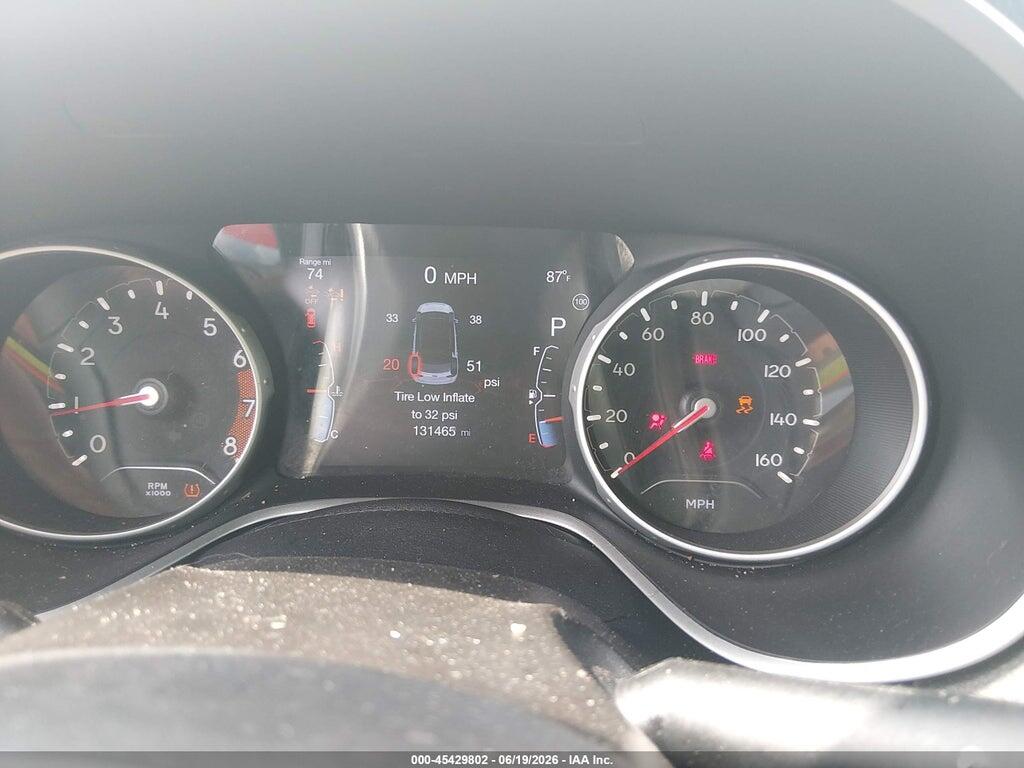 3C4NJDCB7JT442589 2018 JEEP COMPASS photo no. 7