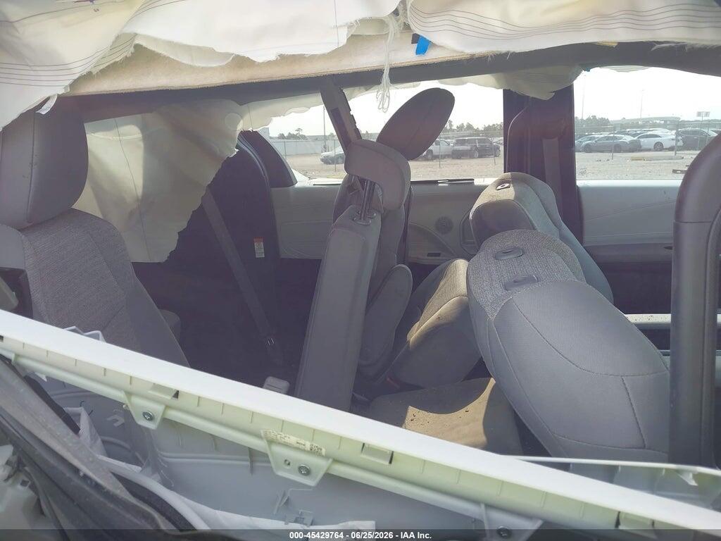 5TDKRKEC8SS233525 2025 TOYOTA SIENNA photo no. 8
