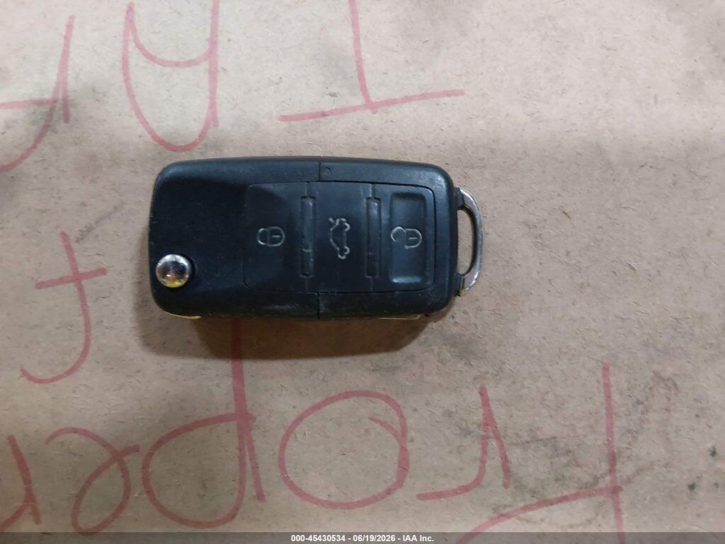 3VWPW31C67M517301 2007 VOLKSWAGEN NEW BEETLE photo no. 11