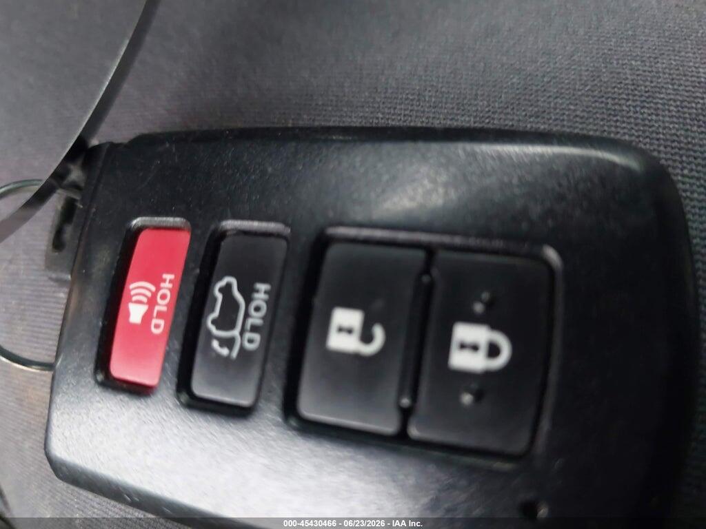 2T3YFREV4FW222068 2015 TOYOTA RAV4 photo no. 11