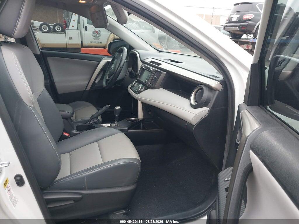 2T3YFREV4FW222068 2015 TOYOTA RAV4 photo no. 5