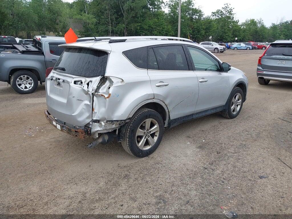 2T3RFREV7FW350793 2015 TOYOTA RAV4 photo no. 3