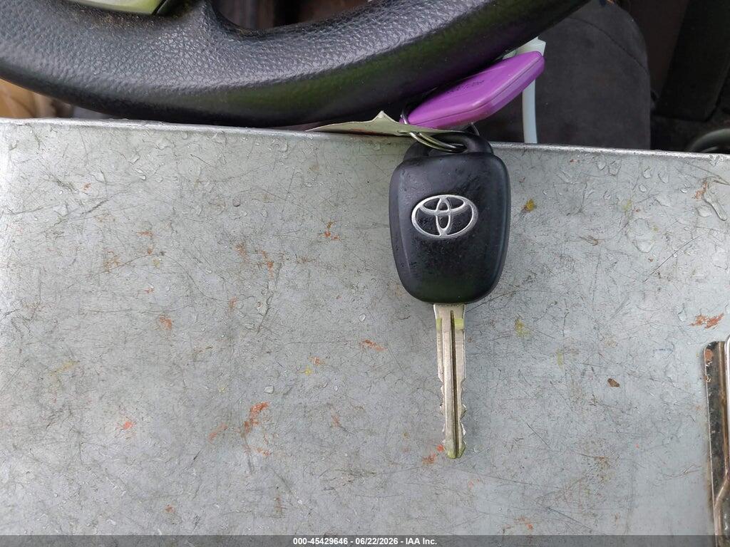 2T3RFREV7FW350793 2015 TOYOTA RAV4 photo no. 9