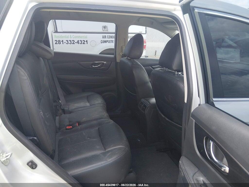 5N1AT2MT4HC888446 2017 NISSAN ROGUE photo no. 8