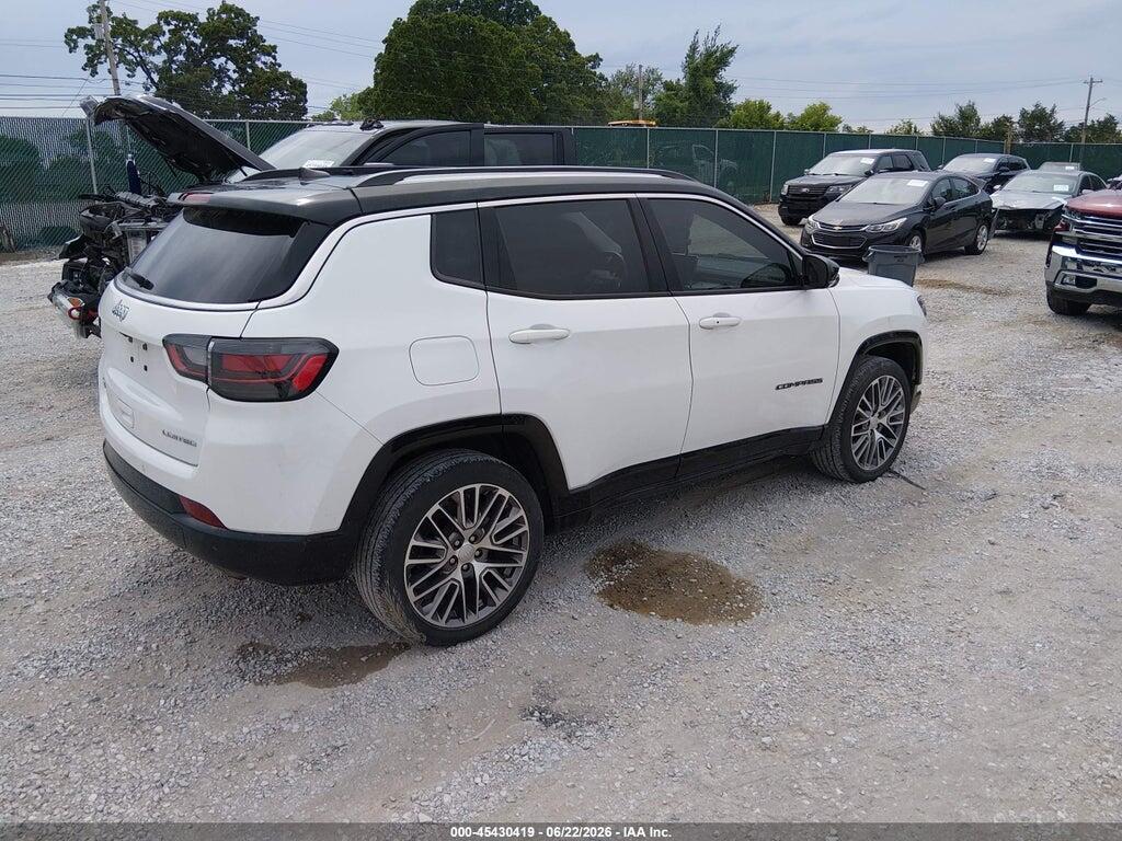 3C4NJDCB1NT121931 2022 JEEP COMPASS photo no. 4