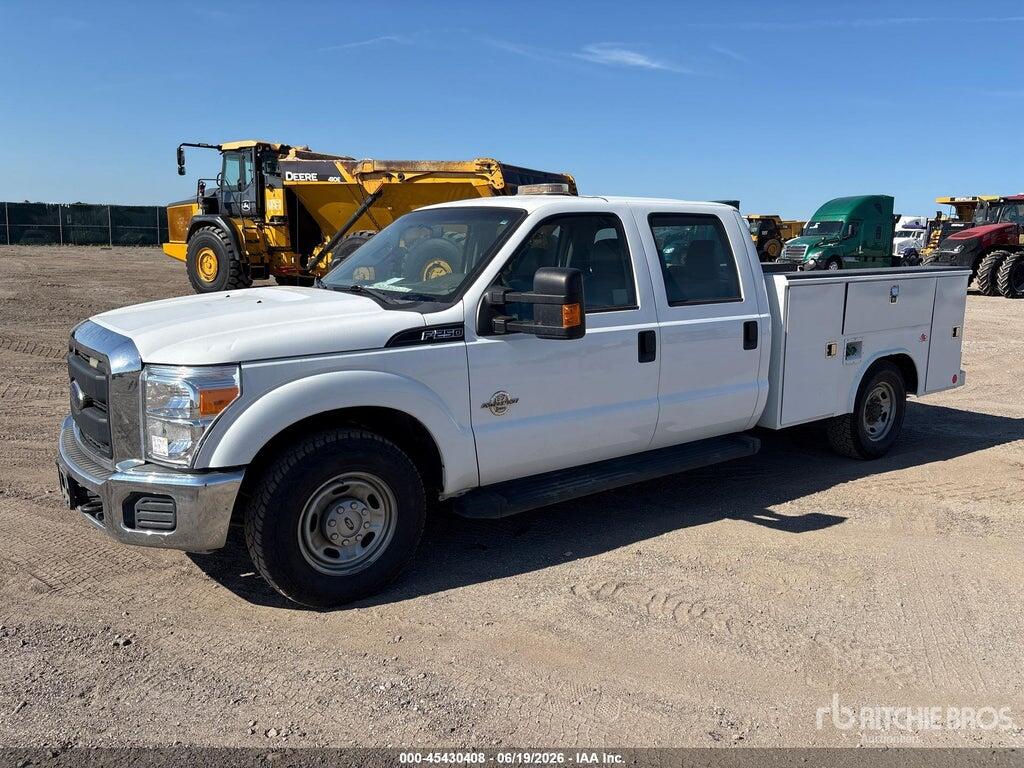 1FD7W2AT4GEB54446 2016 FORD F-250 photo no. 2
