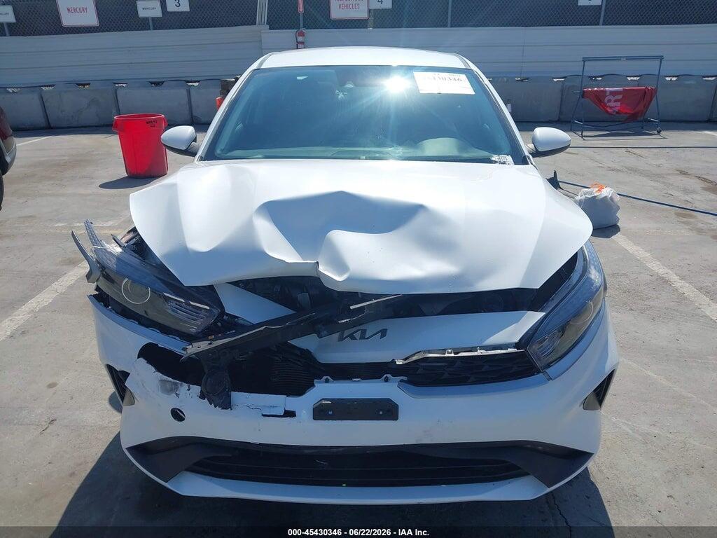3KPF24AD7RE798773 2024 KIA FORTE photo no. 12