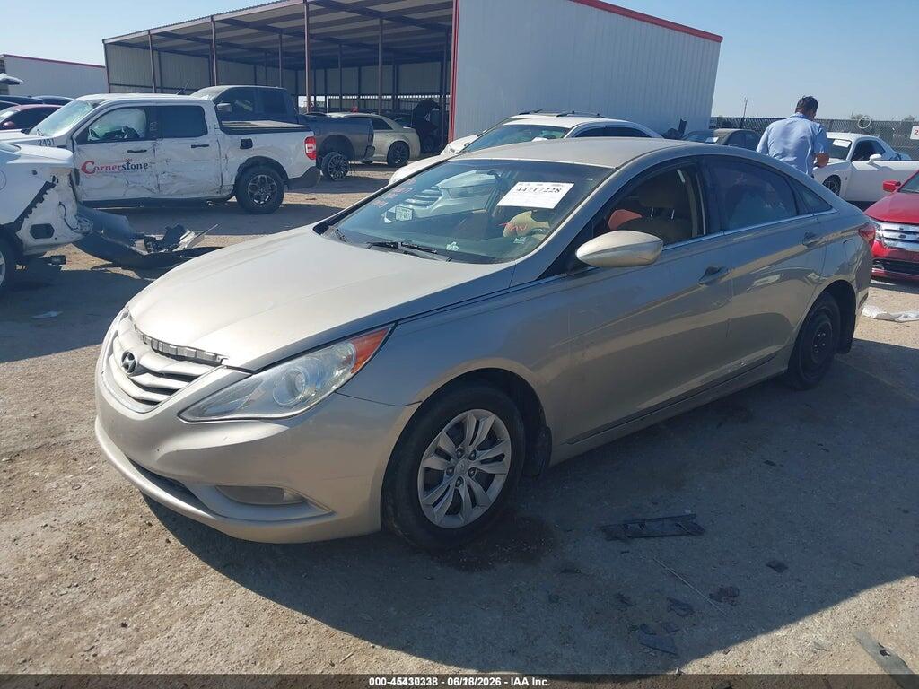 5NPEB4AC6BH176203 2011 HYUNDAI SONATA photo no. 2