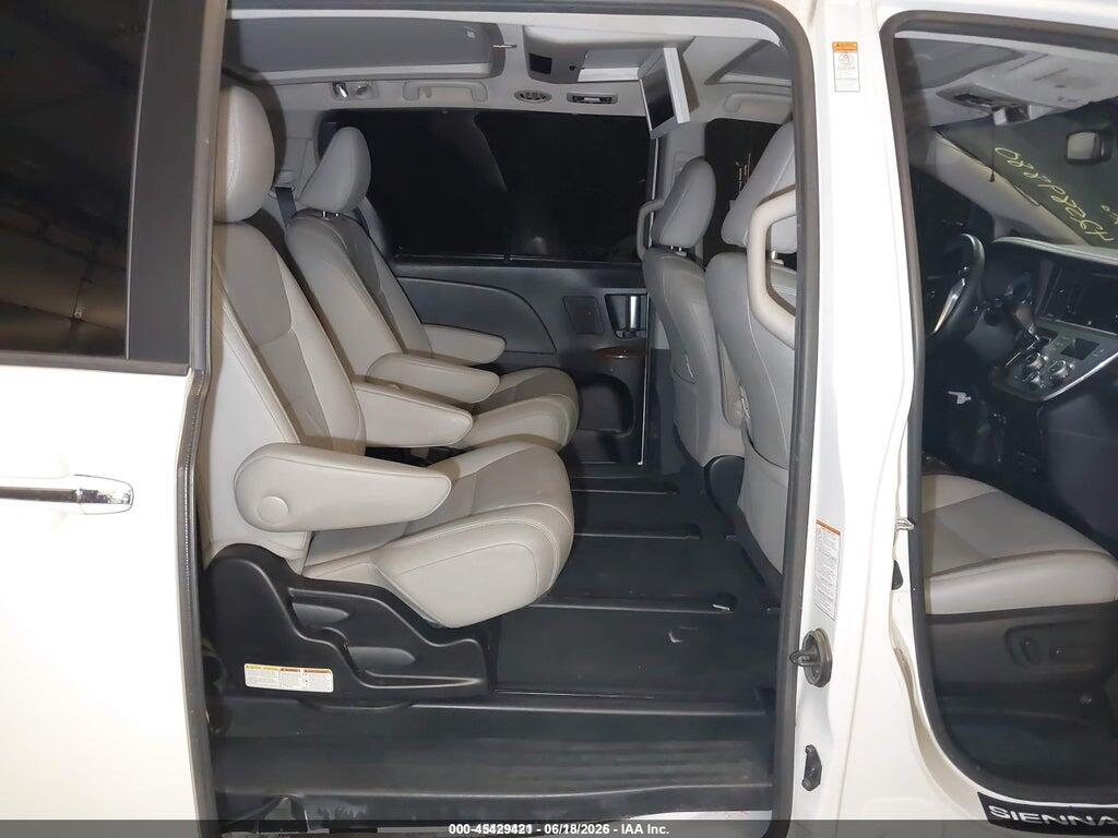 5TDDZ3DC4HS147699 2017 TOYOTA SIENNA photo no. 8