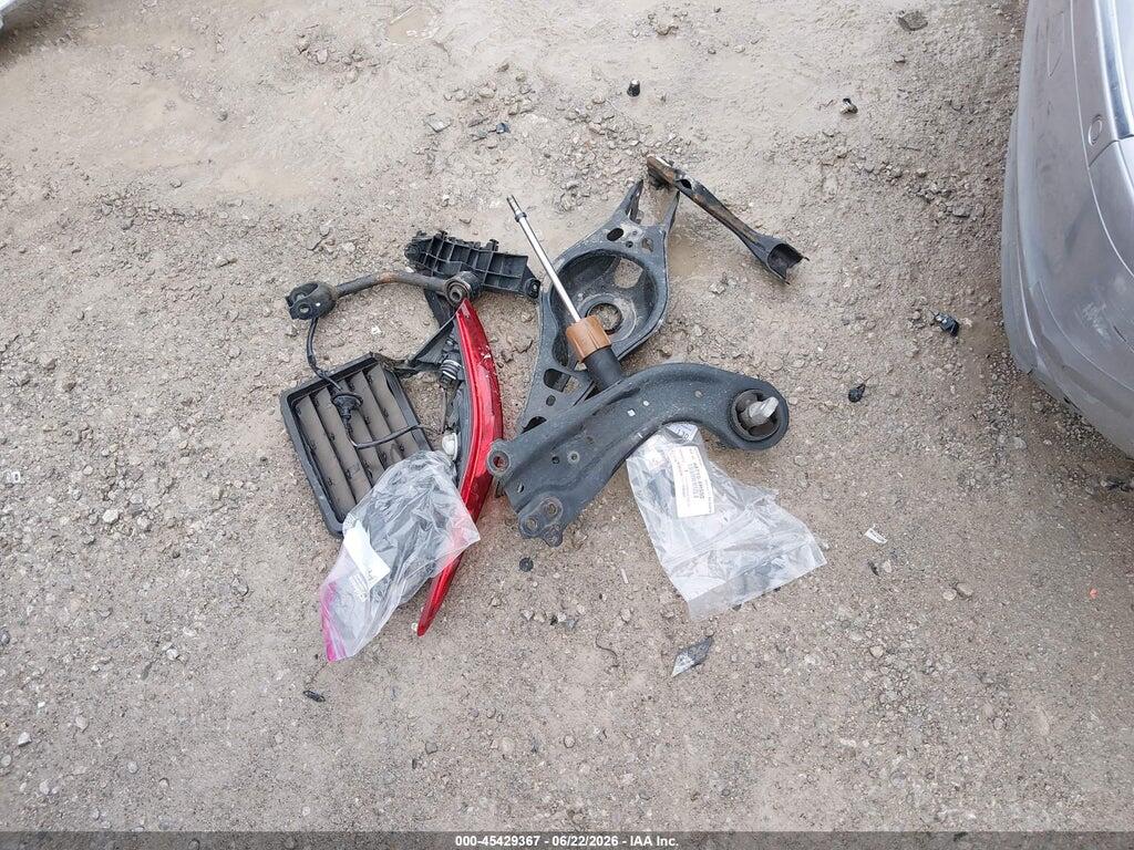 JTEAAAAH2MJ006776 2021 TOYOTA VENZA photo no. 12