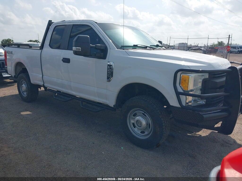 1FT7X2B64HEC16598 2017 FORD F-250 photo no. 1