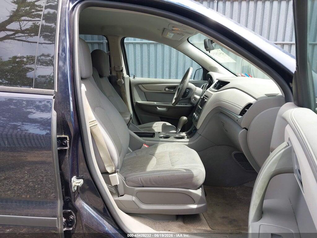 1GNKRFED7GJ270027 2016 CHEVROLET TRAVERSE photo no. 5