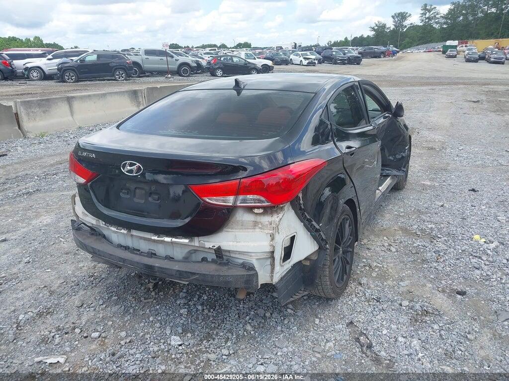 5NPDH4AE3DH409422 2013 HYUNDAI ELANTRA photo no. 4