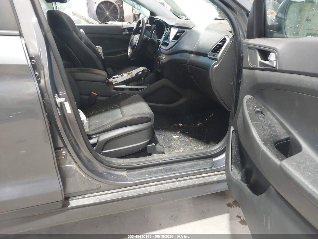 KM8J3CA23GU207932 2016 HYUNDAI TUCSON photo no. 5