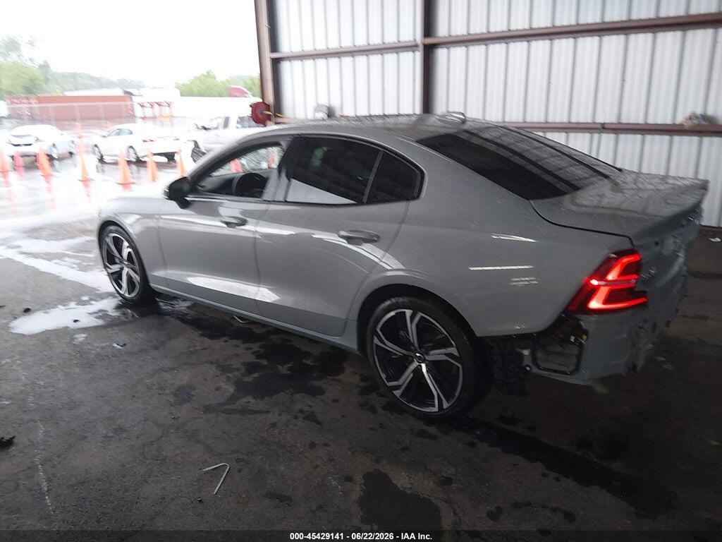 7JRL12TK8RG324001 2024 VOLVO S60 photo no. 3