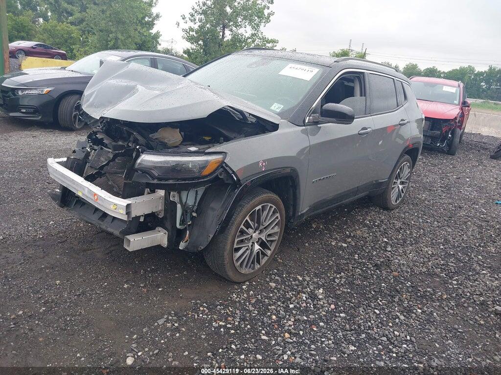 3C4NJDCB1NT142973 2022 JEEP COMPASS photo no. 2