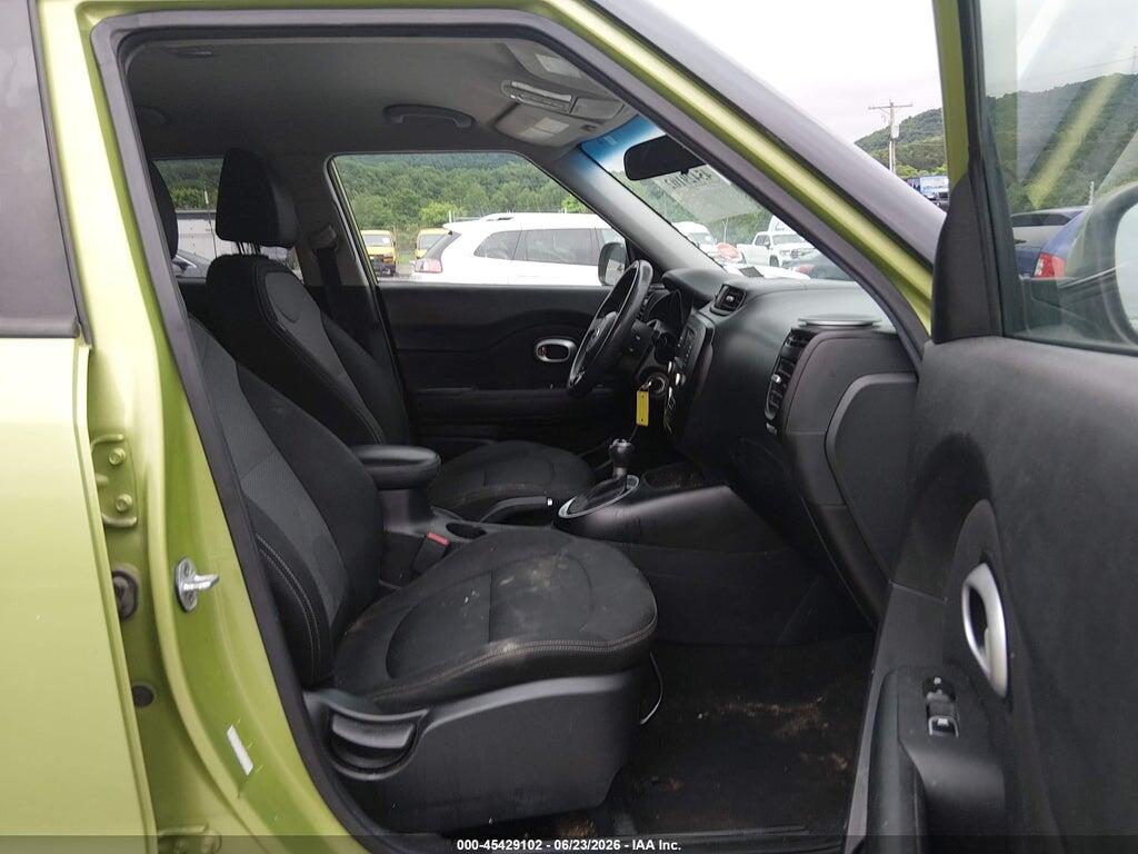 KNDJP3A59H7877679 2017 KIA SOUL photo no. 5