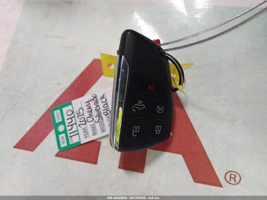 3GCUKJEL6SG201596 2025 CHEVROLET SILVERADO 1500 photo no. 11