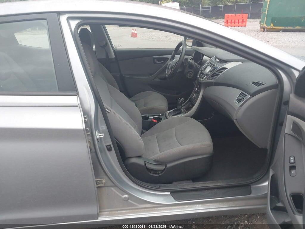 5NPDH4AE4GH659739 2016 HYUNDAI ELANTRA photo no. 5