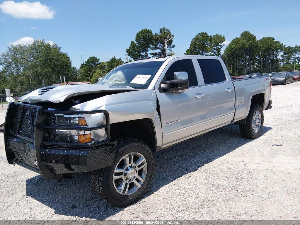 1GC1KWEY5JF246783 2018 CHEVROLET SILVERADO 2500HD photo no. 2